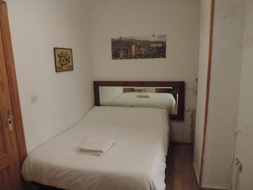 Hostel El Cascabel Granada Exteriör bild